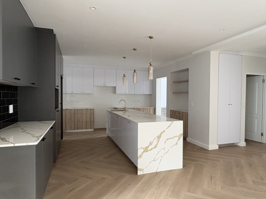 4 Bedroom Property for Sale in Sandown Western Cape